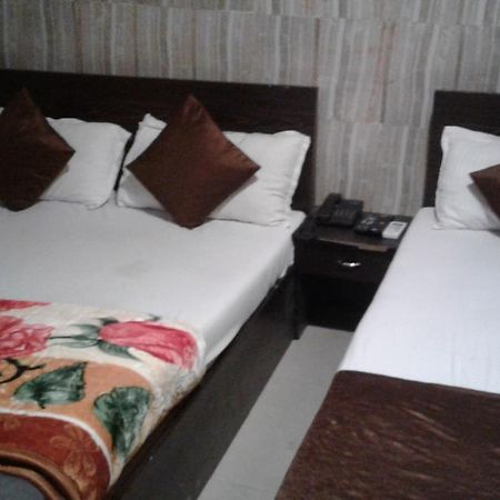 Hotel Majesty Palace Bombaj Zewnętrze zdjęcie