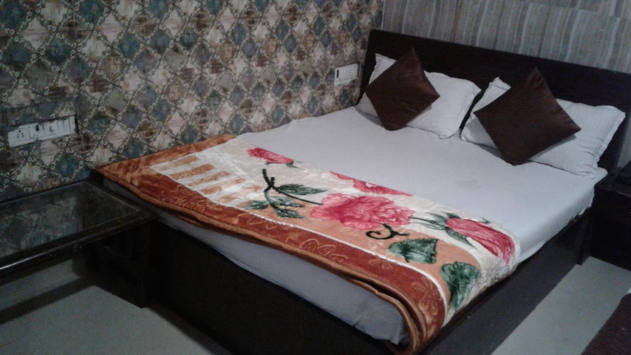 Hotel Majesty Palace Bombaj Zewnętrze zdjęcie